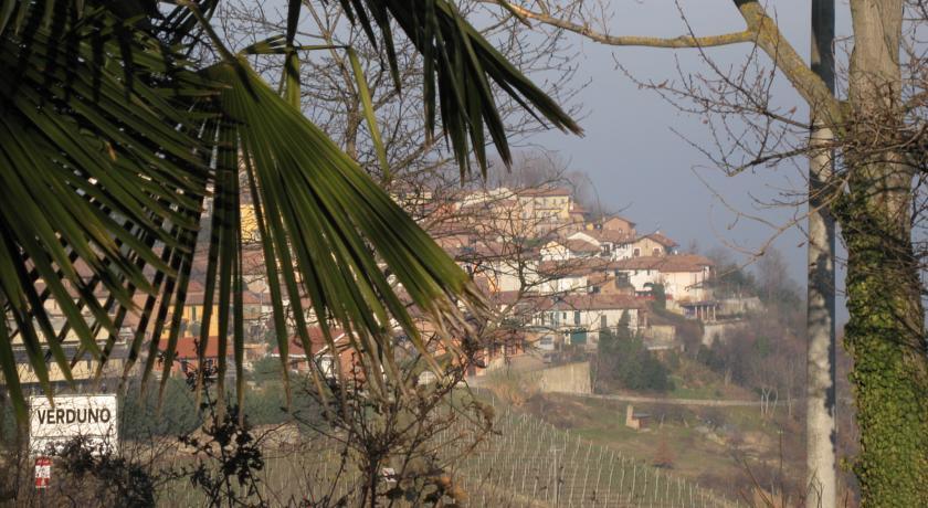 Cascina Arcangelo Raffaele Villa Verduno Exterior photo